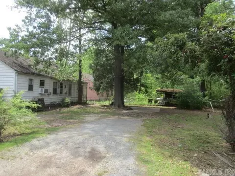 2003 W 25th, Pine Bluff, AR 71601 photo 3