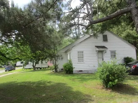2003 W 25th, Pine Bluff, AR 71601 photo 2