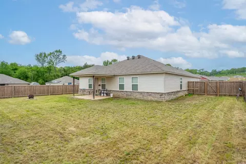 Exterior - 10 Saunder Dr, Ward, AR 72176 photo 7 of 8