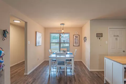 Dining - 10 Saunder Dr, Ward, AR 72176 photo 1 of 1