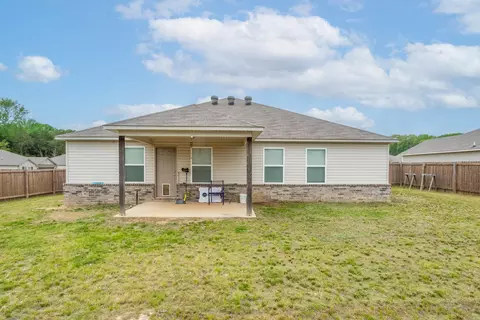 Exterior - 10 Saunder Dr, Ward, AR 72176 photo 6 of 8