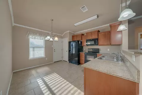 Kitchen - 27 Waycross Dr, Greenbrier, AR 72058 photo 1 of 4