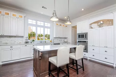 Kitchen - 6113 Pierce Manse Loop, Benton, AR 72019 photo 3 of 6