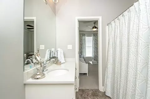 Bath - 6113 Pierce Manse Loop, Benton, AR 72019 photo 9 of 9