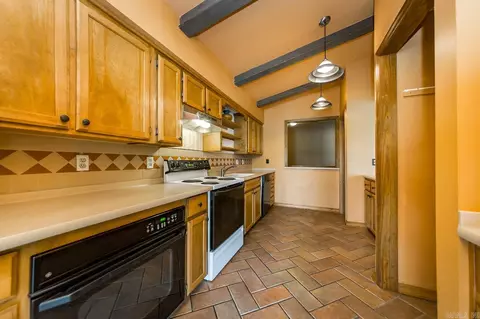 Kitchen - 404 Davidson Cir, Edgemont, AR 72044 photo 1 of 1