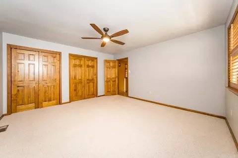 Bedroom - 404 Davidson Cir, Edgemont, AR 72044 photo 2 of 3