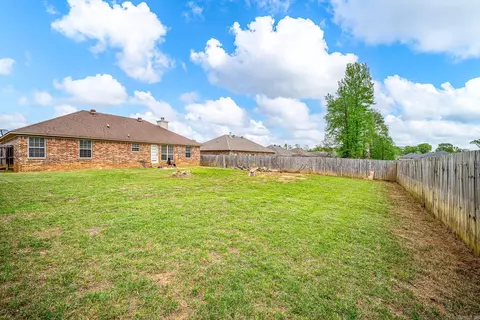Exterior - 21 Eaglebrook Dr, Conway, AR 72032 photo 3 of 3