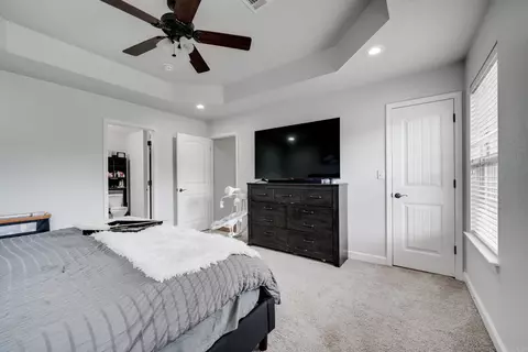 Bedroom - 21 Eaglebrook Dr, Conway, AR 72032 photo 3 of 7