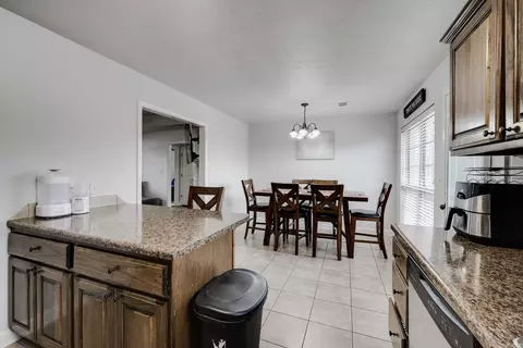 Kitchen - 21 Eaglebrook Dr, Conway, AR 72032 photo 4 of 4
