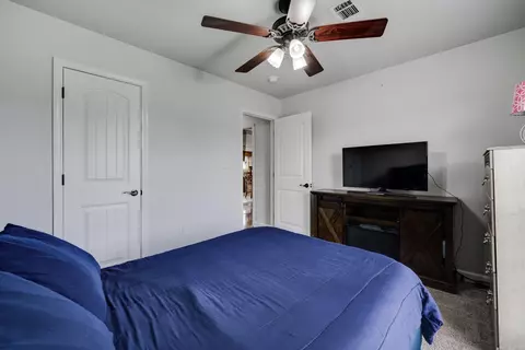 Bedroom - 21 Eaglebrook Dr, Conway, AR 72032 photo 7 of 7