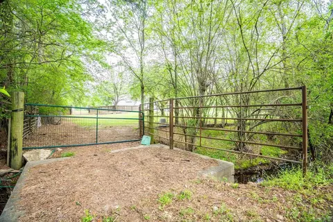 Exterior - 213 E Lea Cir, Bryant, AR 72022 photo 20 of 22