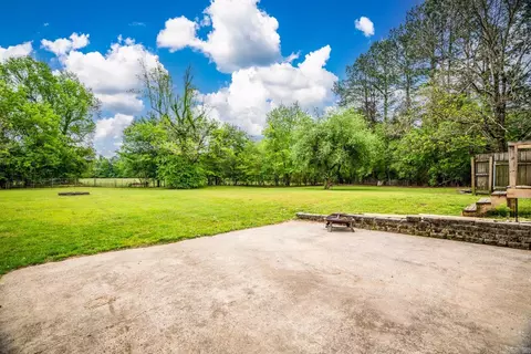 Exterior - 213 E Lea Cir, Bryant, AR 72022 photo 18 of 22