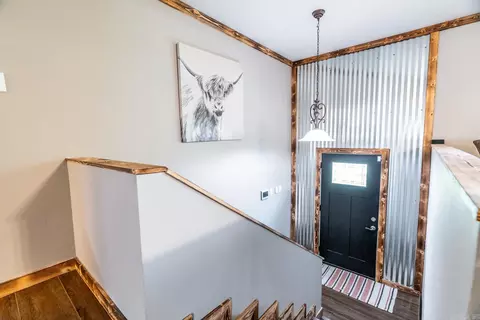 Entry Way - 213 E Lea Cir, Bryant, AR 72022 photo 3 of 3
