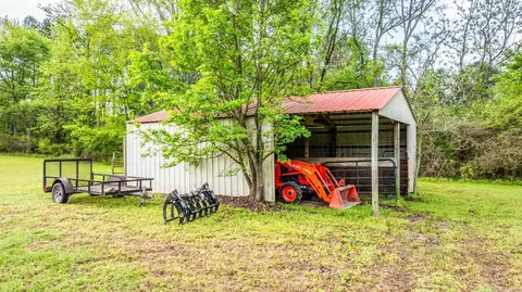 Exterior - 213 E Lea Cir, Bryant, AR 72022 photo 14 of 22