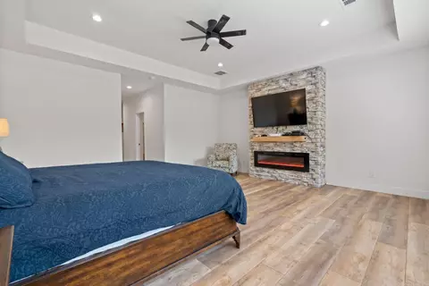 Bedroom - 433 Forestridge Rd, Royal, AR 71968 photo 9 of 9