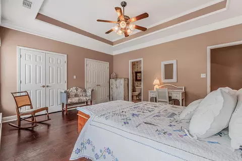 Bedroom - 1425 River Pointe Ct, Benton, AR 72015 photo 11 of 11