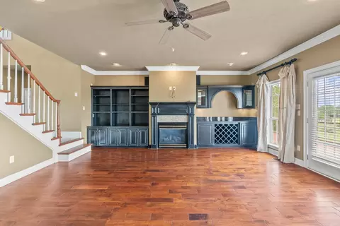 Living - 1825 Daniel Ln, Conway, AR 72034 photo 1 of 3