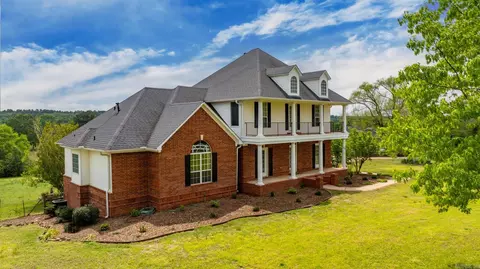 Exterior - 1825 Daniel Ln, Conway, AR 72034 photo 4 of 14