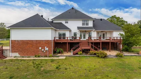 Exterior - 1825 Daniel Ln, Conway, AR 72034 photo 12 of 14