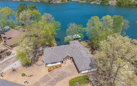 78 Marinero Way, Hot Springs Village, AR 71909