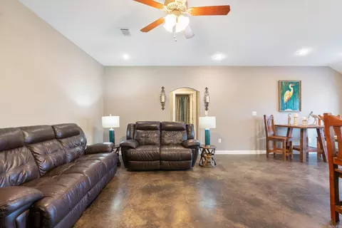 Living - 9 Turquoise Cv, Greenbrier, AR 72058 photo 4 of 4