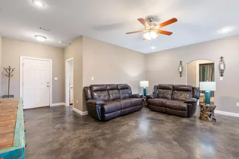 Living - 9 Turquoise Cv, Greenbrier, AR 72058 photo 2 of 4