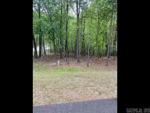 1 Darro Ln, Hot Springs Village, AR 71909
