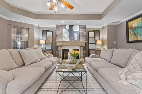 Living - 214 Berwick Rd, Benton, AR 72019 photo 1 of 3