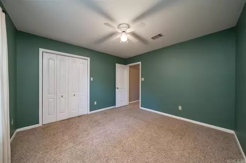 Bedroom - 214 Berwick Rd, Benton, AR 72019 photo 5 of 6