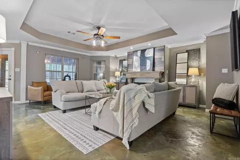 Living - 214 Berwick Rd, Benton, AR 72019 photo 3 of 3