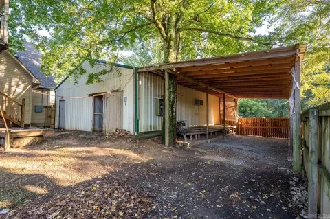 Exterior - 214 Berwick Rd, Benton, AR 72019 photo 12 of 15
