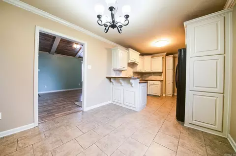 Kitchen - 33 Mill Creek Dr, Ward, AR 72176 photo 3 of 9