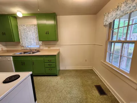 Other - 1205 E Riv, Searcy, AR 72143 photo 3 of 24