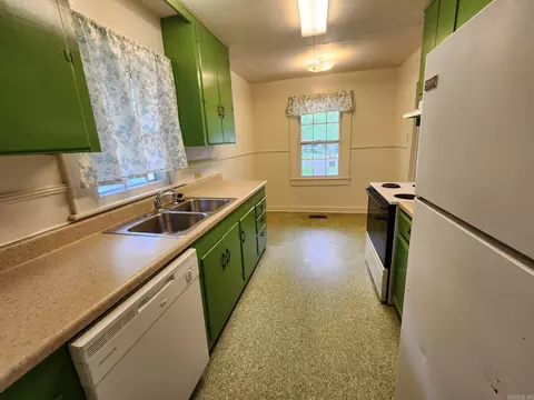 Other - 1205 E Riv, Searcy, AR 72143 photo 2 of 24