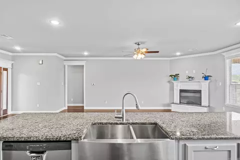 Kitchen - 144 Mayberry Dr, Cabot, AR 72023 photo 2 of 5