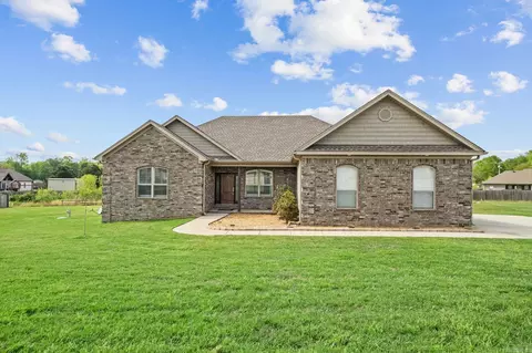 Exterior - 144 Mayberry Dr, Cabot, AR 72023 photo 6 of 7