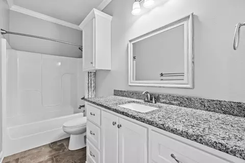 Bath - 144 Mayberry Dr, Cabot, AR 72023 photo 3 of 3