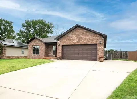 Exterior - 32 Lilly Ann Cir, Ward, AR 72176 photo 3 of 7