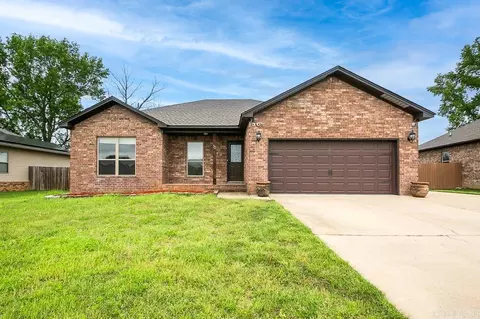 Exterior - 32 Lilly Ann Cir, Ward, AR 72176 photo 1 of 7