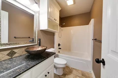 Bath - 32 Lilly Ann Cir, Ward, AR 72176 photo 7 of 7
