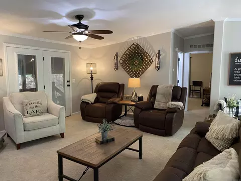 136 Ouachita Dr, Mount Ida, AR 71957 photo 5