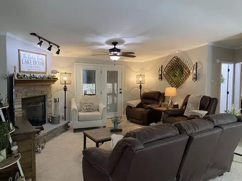 136 Ouachita Dr, Mount Ida, AR 71957 photo 3