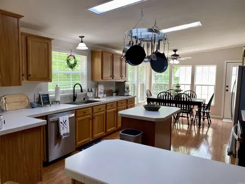 136 Ouachita Dr, Mount Ida, AR 71957 photo 10