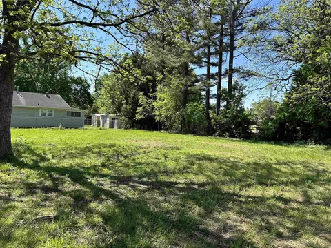 320 NE Front St, Walnut Ridge, AR 72476 photo 4