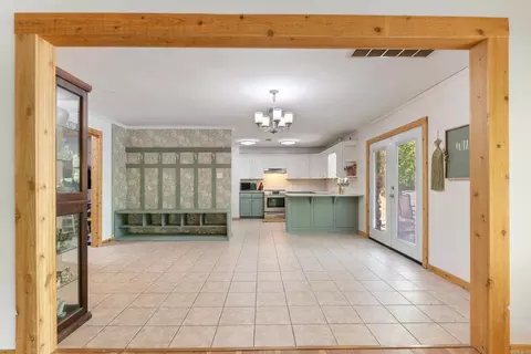 Kitchen - 2 Caddo Dr, Conway, AR 72032 photo 1 of 5