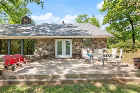 Exterior - 2 Caddo Dr, Conway, AR 72032 photo 6 of 9