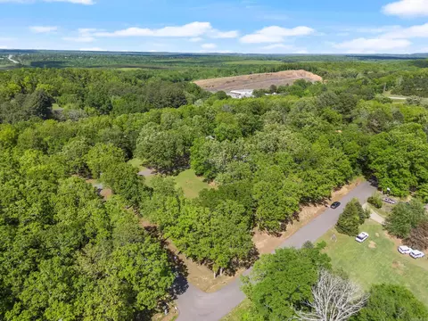 View/Area - 2 Caddo Dr, Conway, AR 72032 photo 3 of 4