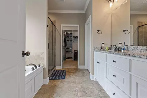 Bath - 500 Creekside Cv, Bryant, AR 72022 photo 1 of 6