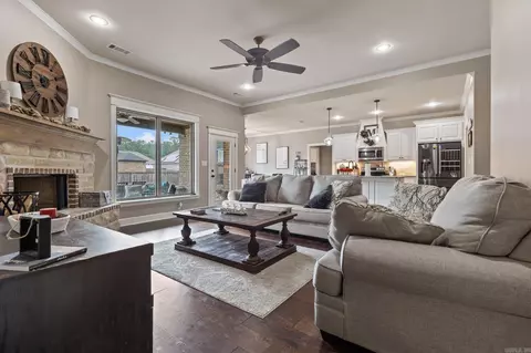 Living - 500 Creekside Cv, Bryant, AR 72022 photo 1 of 5