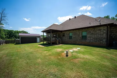 Exterior - 123 Greystone Dr, Greenbrier, AR 72058 photo 7 of 9